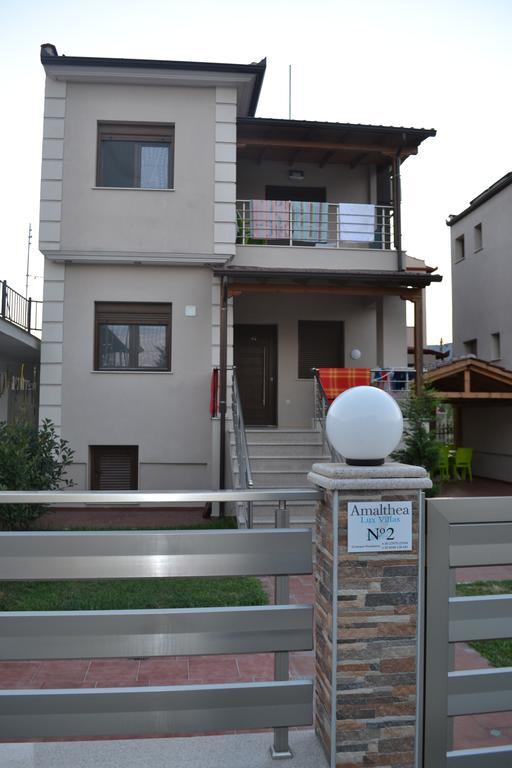 Αmalia Lux Villas Vrasná Exterior foto