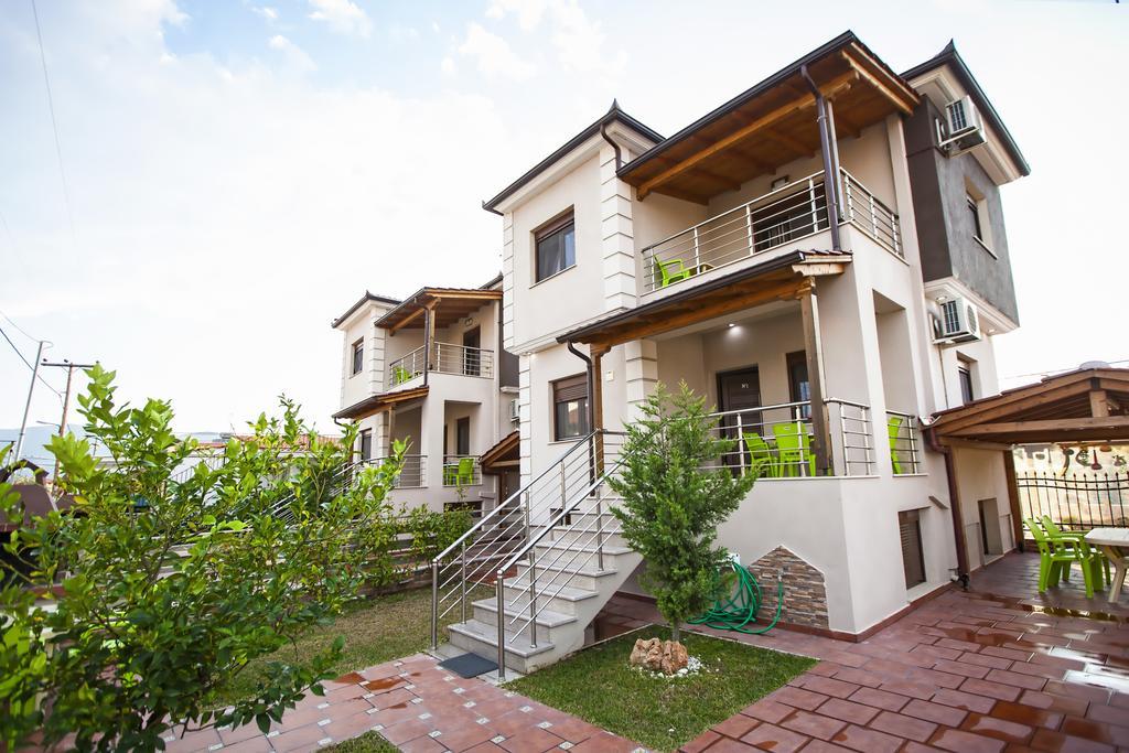 Αmalia Lux Villas Vrasná Exterior foto